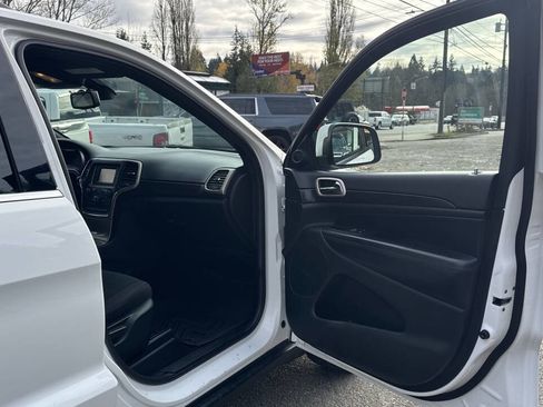 Used 2014 Jeep Grand Cherokee Laredo w/ Quick Order Package 23E image 15