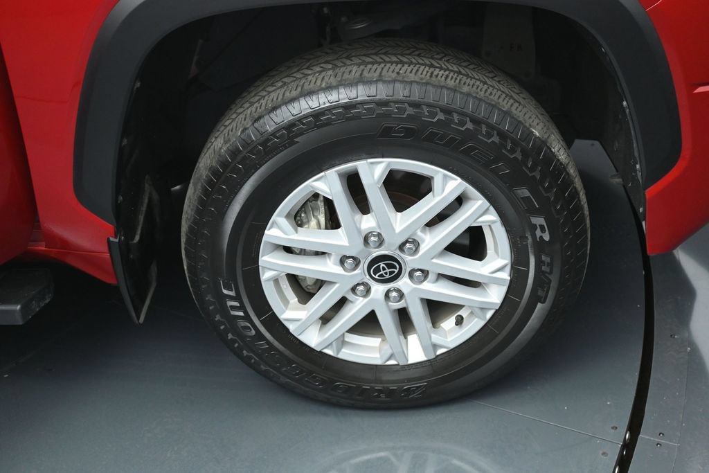 Used 2024 Toyota Tundra SR5 w/ SR5 Premium Package AWD/4WD image 10