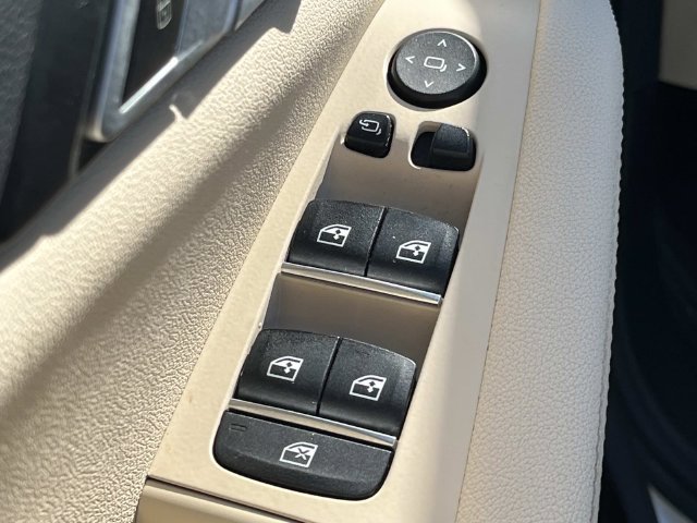 Used 2021 BMW X5 sDrive40i w/ Premium Package RWD image 32