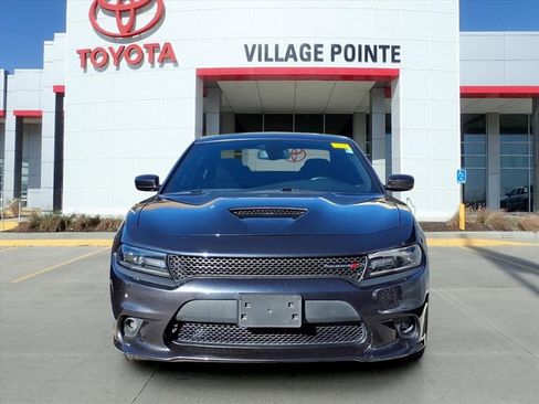 Used 2019 Dodge Charger GT image 2