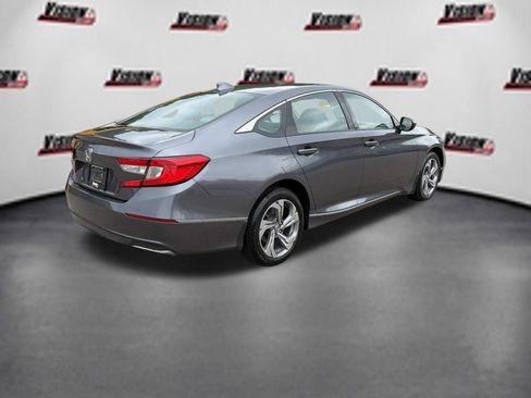 Used 2020 Honda Accord EX image 5