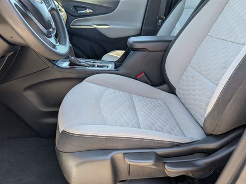 Used 2020 Chevrolet Equinox LS FWD image 15