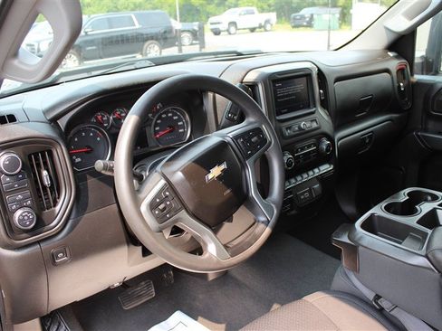 Used 2023 Chevrolet Silverado 2500 Custom w/ Custom Value Package AWD/4WD image 15