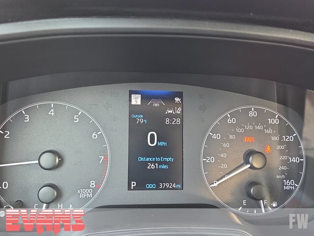 Certified 2025 Toyota Corolla LE FWD image 5