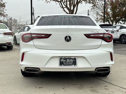 Used 2023 Acura TLX image 7