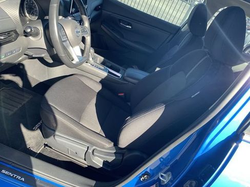 Used 2021 Nissan Sentra SV FWD image 18