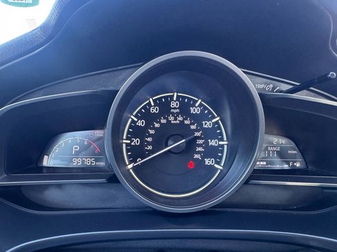 Used 2018 MAZDA MAZDA3 Touring image 22