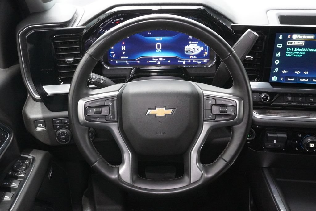 Used 2025 Chevrolet Silverado 2500 LTZ w/ LTZ Convenience Package AWD/4WD image 21