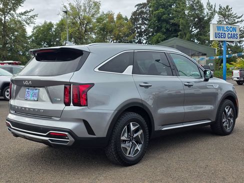 Used 2022 Kia Sorento EX FWD image 32