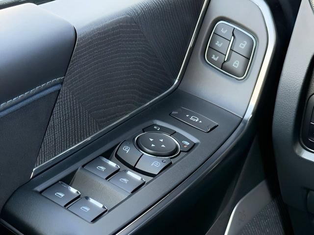 New 2025 Ford F450 Platinum AWD/4WD image 34