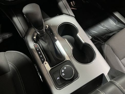 Used 2023 Chevrolet Blazer LT image 32