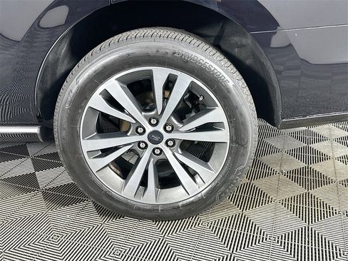 Used 2020 Ford Expedition Platinum image 34