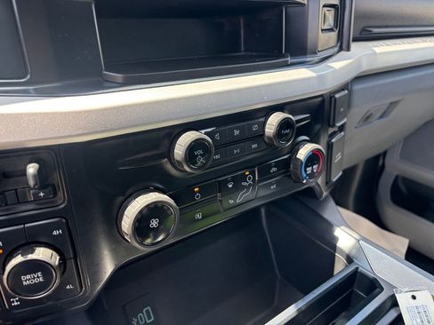 Used 2024 Ford F250 XLT AWD/4WD image 14