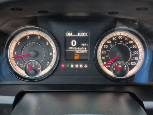 Used 2017 RAM 1500 Express w/ Express Value Package RWD image 33
