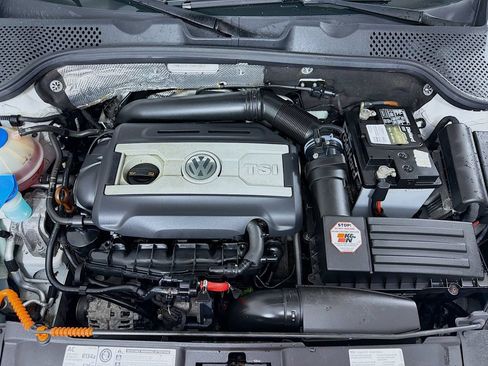 Used 2012 Volkswagen Beetle 2.0T FWD image 28