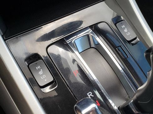 Used 2016 Honda Accord Touring image 29