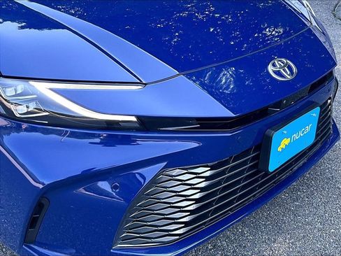 Used 2025 Toyota Camry XLE w/ Premium Plus Package AWD/4WD image 32