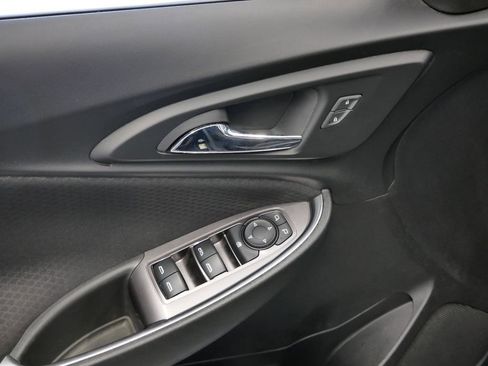 Used 2020 Chevrolet Malibu LT image 6
