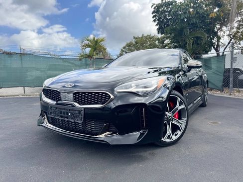 Used 2018 Kia Stinger GT1 image 1