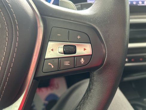 Used 2024 BMW X5 xDrive40i w/ Premium Package image 17