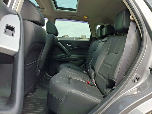 Used 2014 Nissan Murano SL w/ Navigation Package AWD/4WD image 10