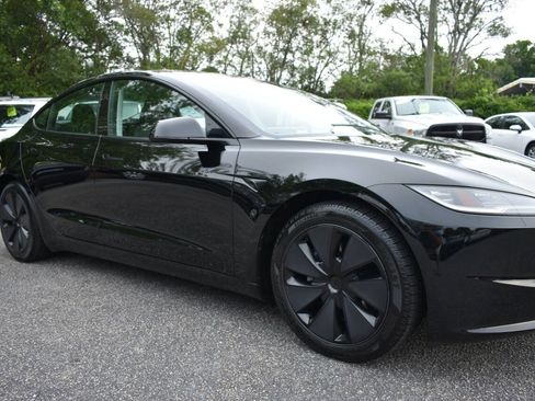 Used 2024 Tesla Model 3 Long Range AWD/4WD image 31