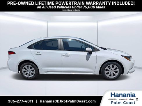 Used 2023 Toyota Corolla LE FWD image 2