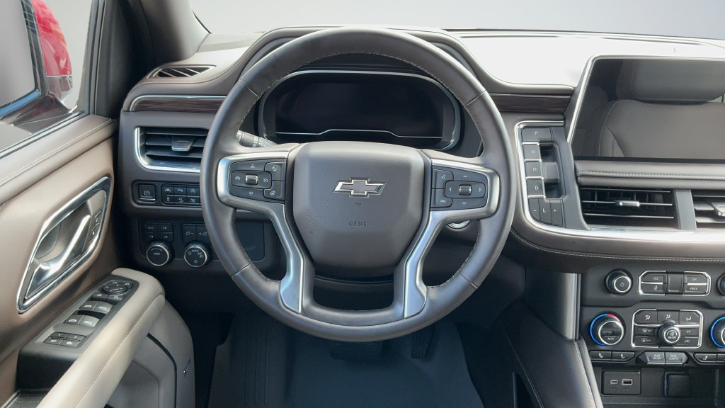 Used 2023 Chevrolet Tahoe Z71 w/ Luxury Package AWD/4WD image 9