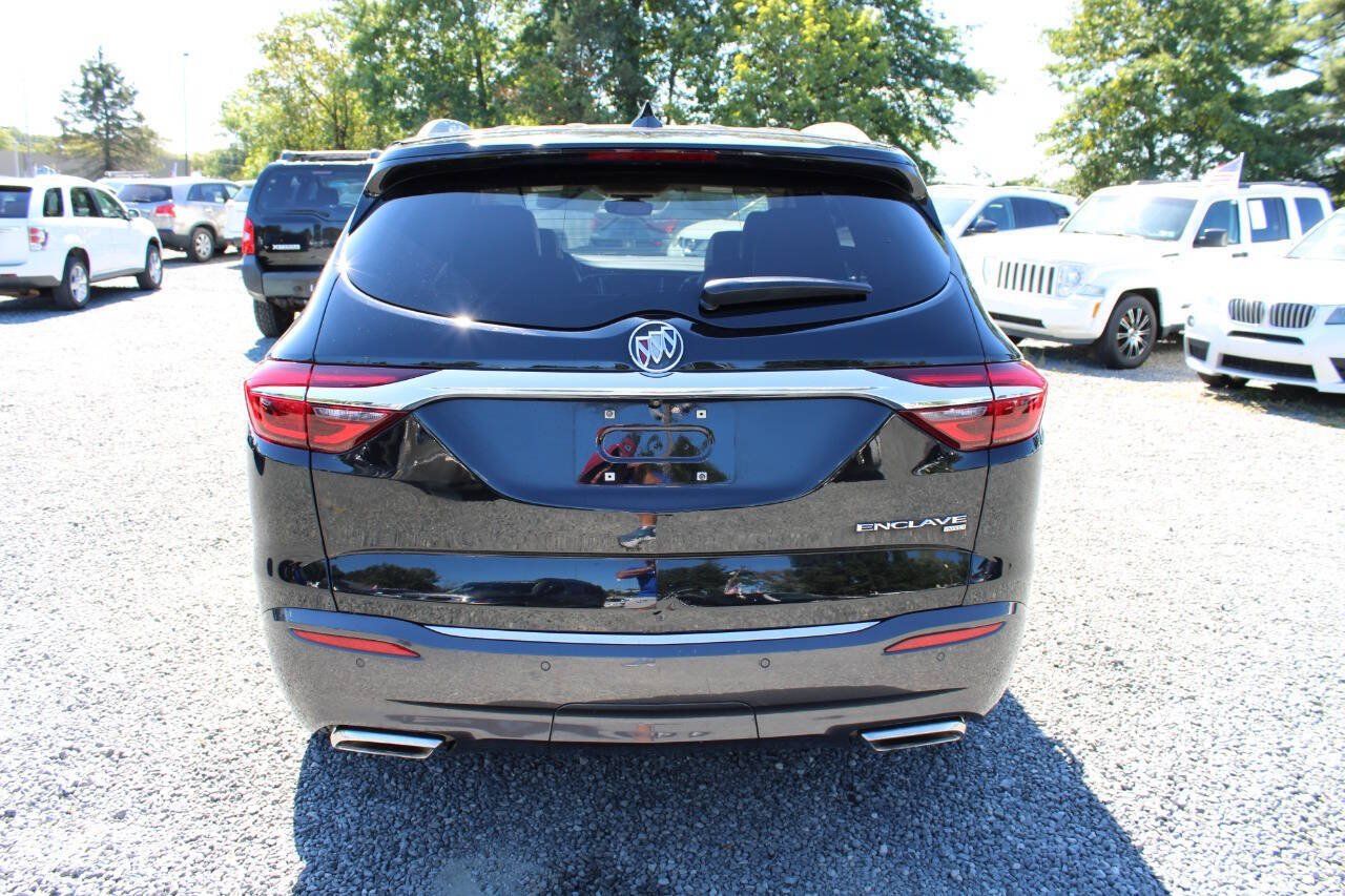Used 2019 Buick Enclave Essence AWD/4WD image 8