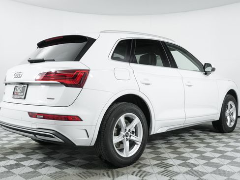 Certified 2023 Audi Q5 2.0T Premium w/ Convenience Package image 7