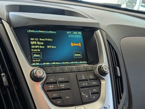 Used 2017 Chevrolet Equinox Premier w/ Enhanced Convenience Package image 19