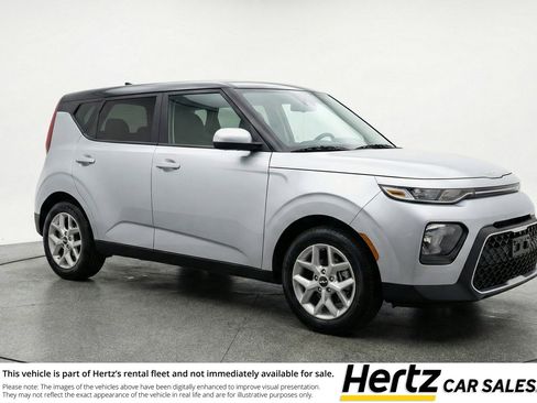 Used 2025 Kia Soul LX w/ LX Technology Package FWD image 1