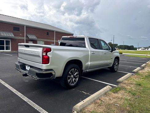 Used 2020 Chevrolet Silverado 1500 LT w/ Texas Edition image 10