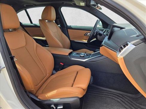 Used 2023 BMW 330i Sedan w/ Premium Package image 20