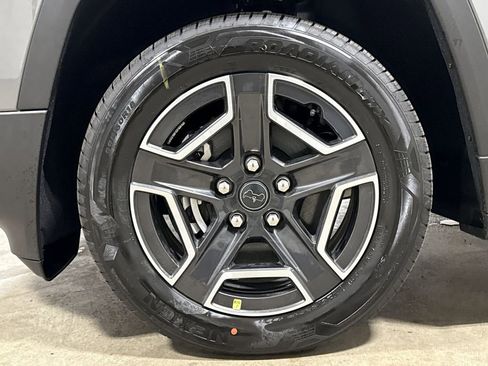 New 2026 Jeep Cherokee Limited AWD/4WD image 26