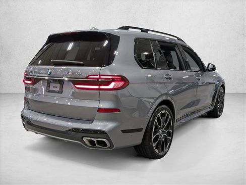 Used 2025 BMW X7 M60i w/ Executive Package AWD/4WD image 5