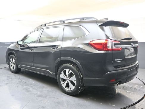 Used 2024 Subaru Ascent Premium w/ Convenience Package image 3
