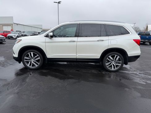 Used 2016 Honda Pilot Touring image 10