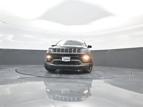 Used 2018 Jeep Compass Altitude image 52