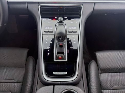 Used 2023 Porsche Panamera Platinum Edition RWD image 21