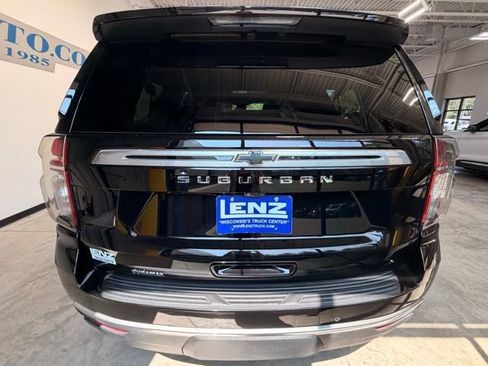 Used 2024 Chevrolet Suburban High Country AWD/4WD image 7