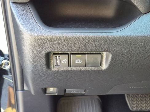 Used 2024 Toyota RAV4 LE AWD/4WD image 14