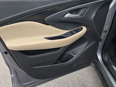 Used 2020 Buick Envision Preferred image 21