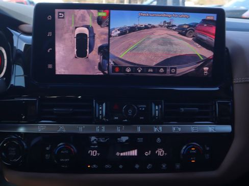 New 2026 Nissan Pathfinder Platinum w/ Cargo Package image 17