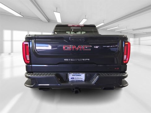 Used 2020 GMC Sierra 1500 AT4 w/ Off-Road Performance Package image 5