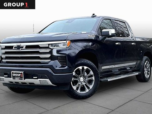 Used 2023 Chevrolet Silverado 1500 High Country w/ Z71 Off-Road Package AWD/4WD image 1