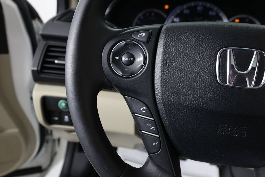 Used 2013 Honda Accord EX-L image 32