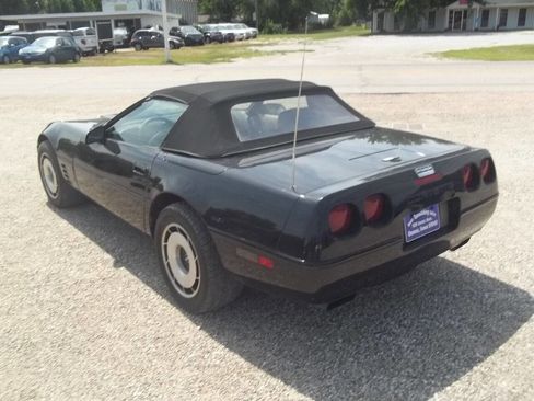 Used 1993 Chevrolet Corvette Convertible image 6