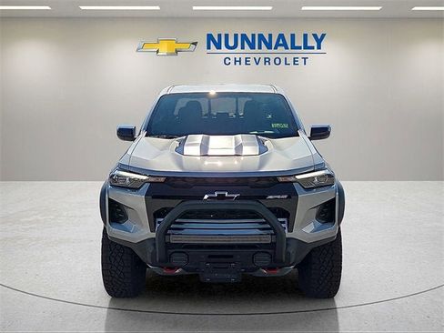 New 2026 Chevrolet Colorado ZR2 w/ Off-Road Front Bumper Package image 8