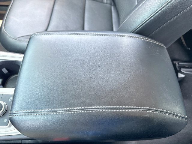 Used 2024 Ford Explorer Limited AWD/4WD image 21